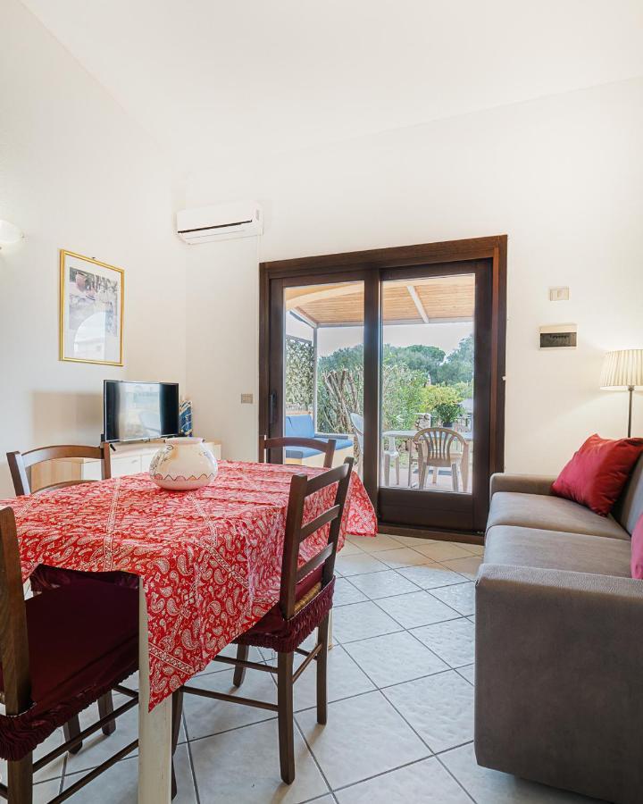 Ambra Holiday Rooms San Teodoro  Exterior photo